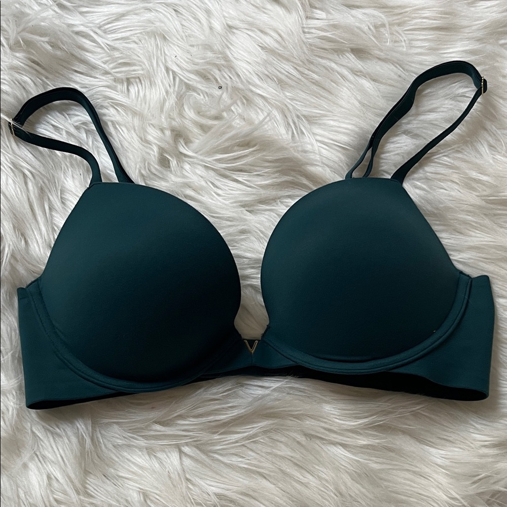 Victoria’s Secret Teal Bra